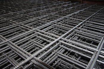 Сварная кладочная сетка 200х200 мм d 4 мм размер 1х2 м