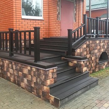 Ступень из ДПК 320x28х4000 мм Deckron пустотелая с брашингом Ступень из ДПК 320x28х4000 мм Deckron пустотелая с брашингом